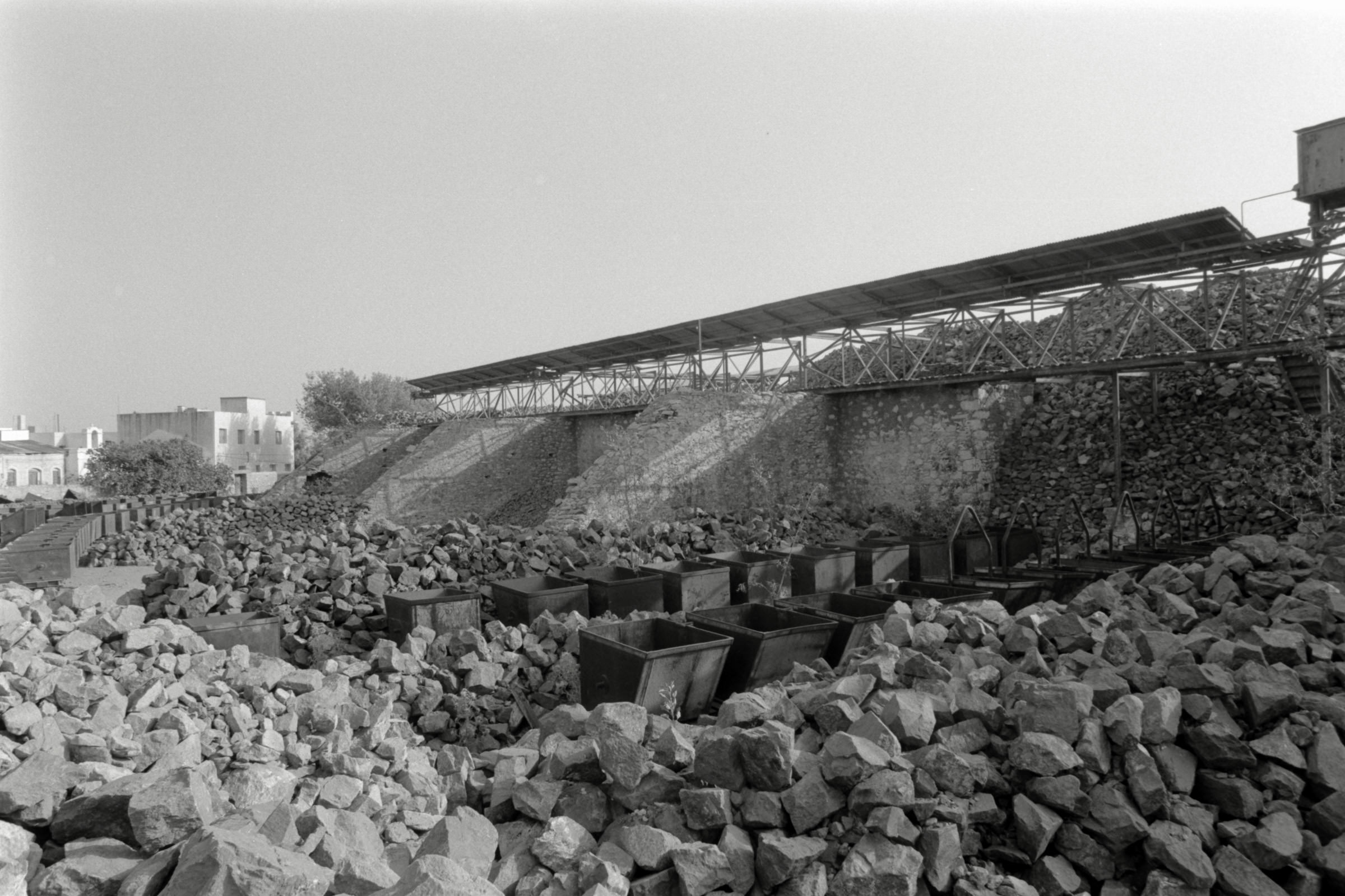 AHP F1991 09 006 sc250507 img25 NLP